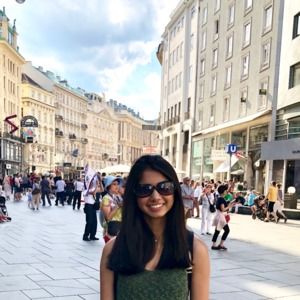 Meet your Posher, Alisha